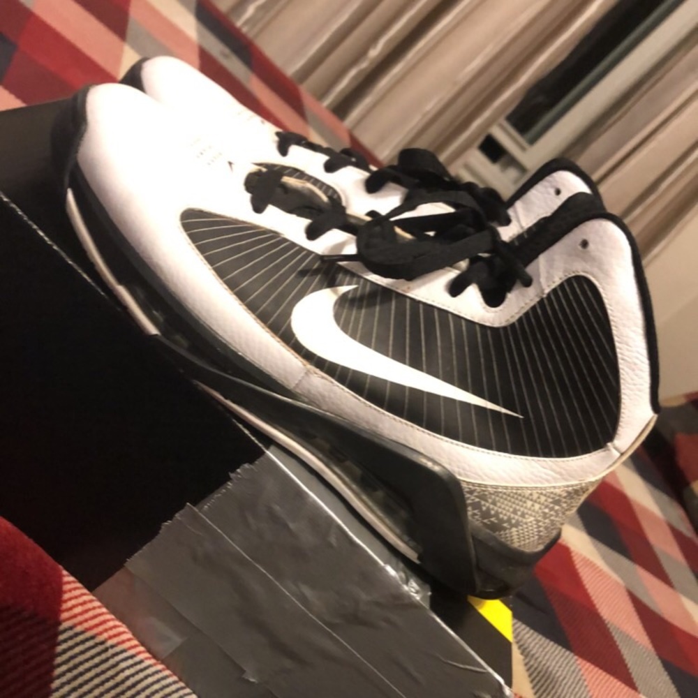 Nike Hyperdunk Basketball Shoes